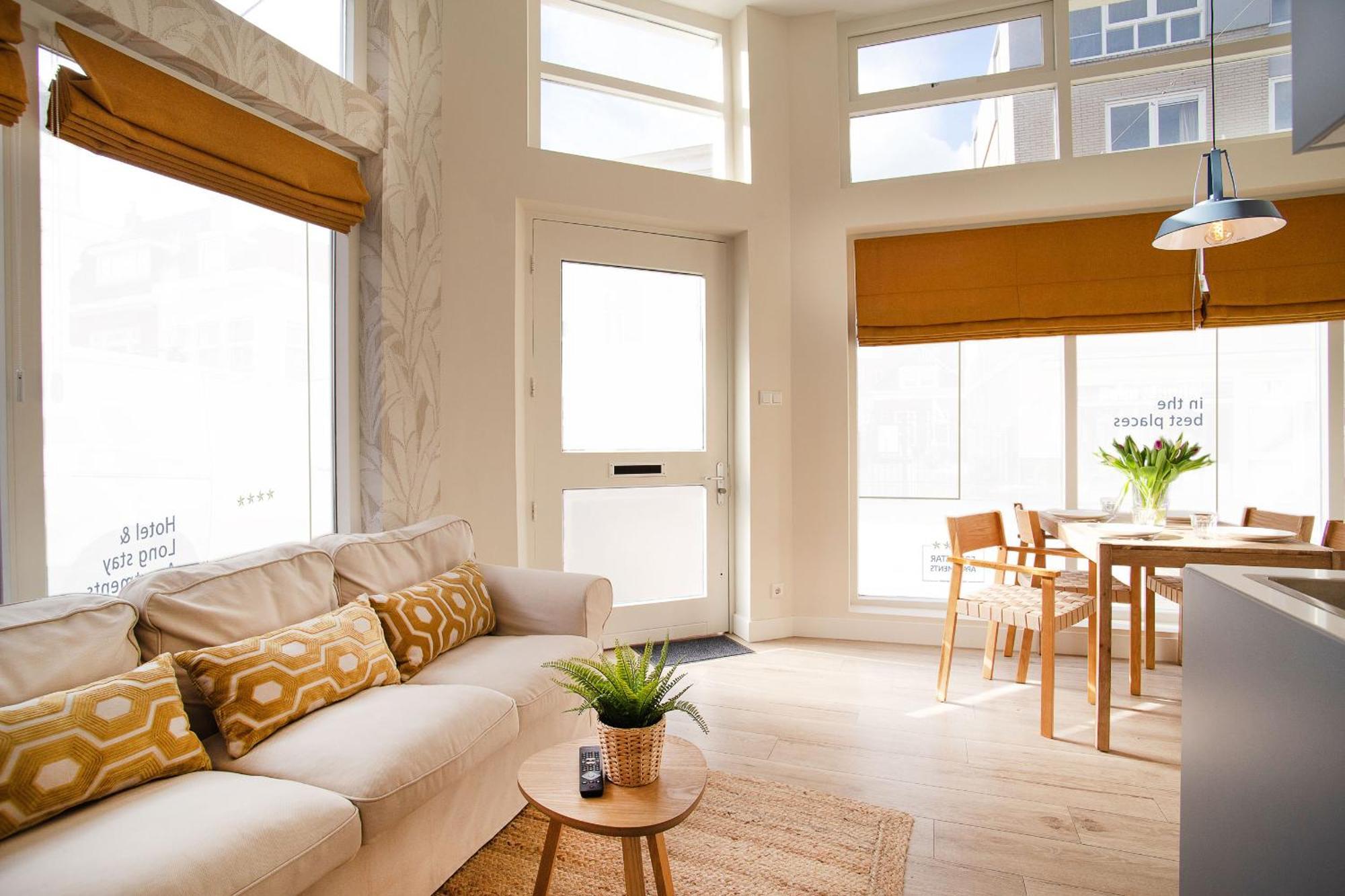 Apartment Contemporary Near The