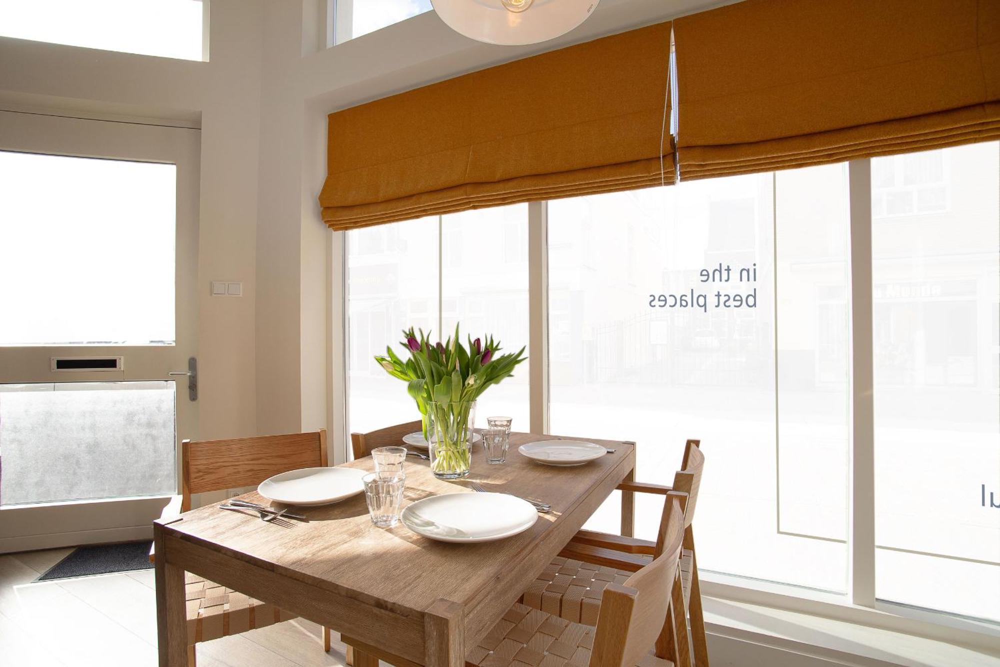 Contemporary Near The Apartment *