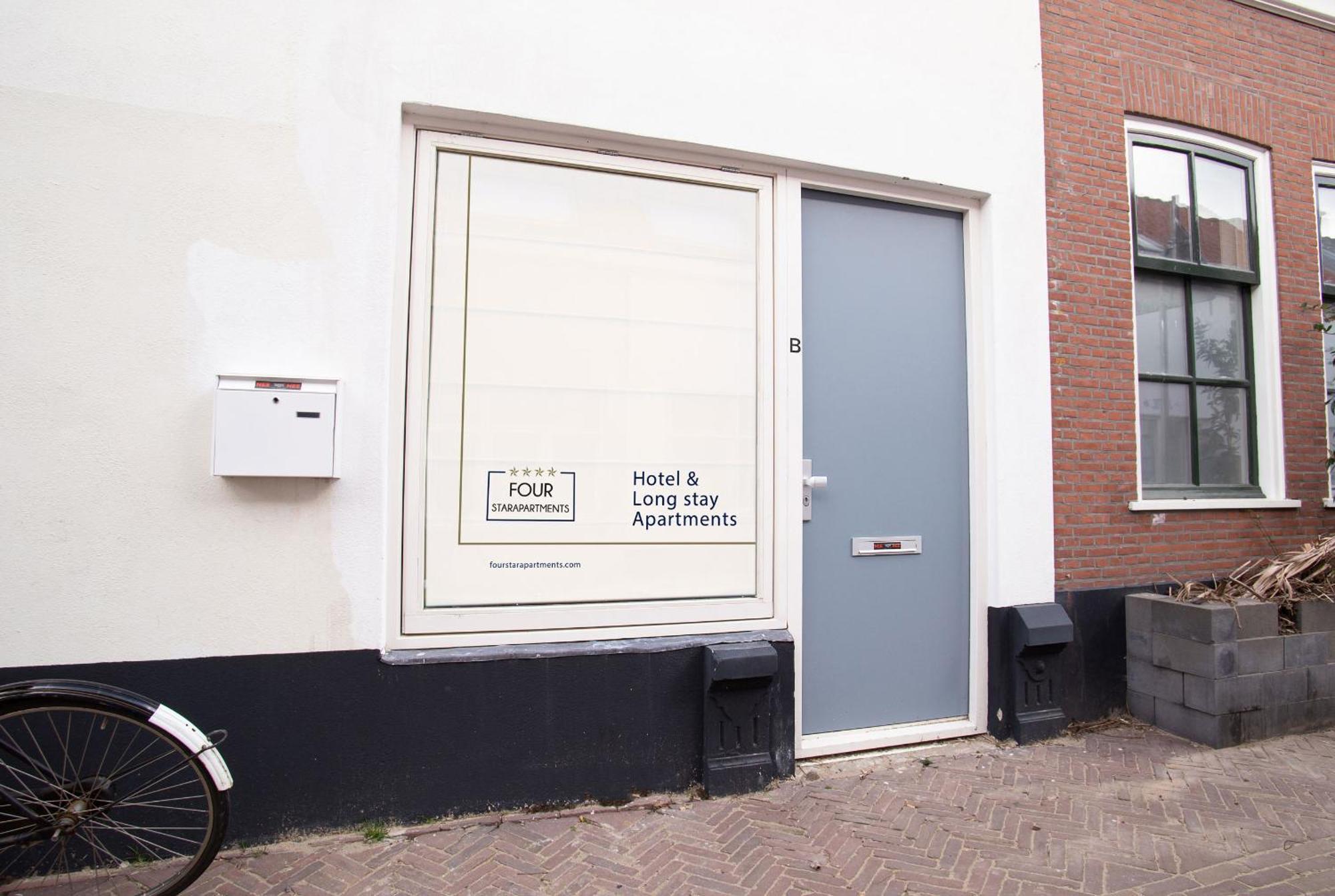 Contemporary Near The Appartement