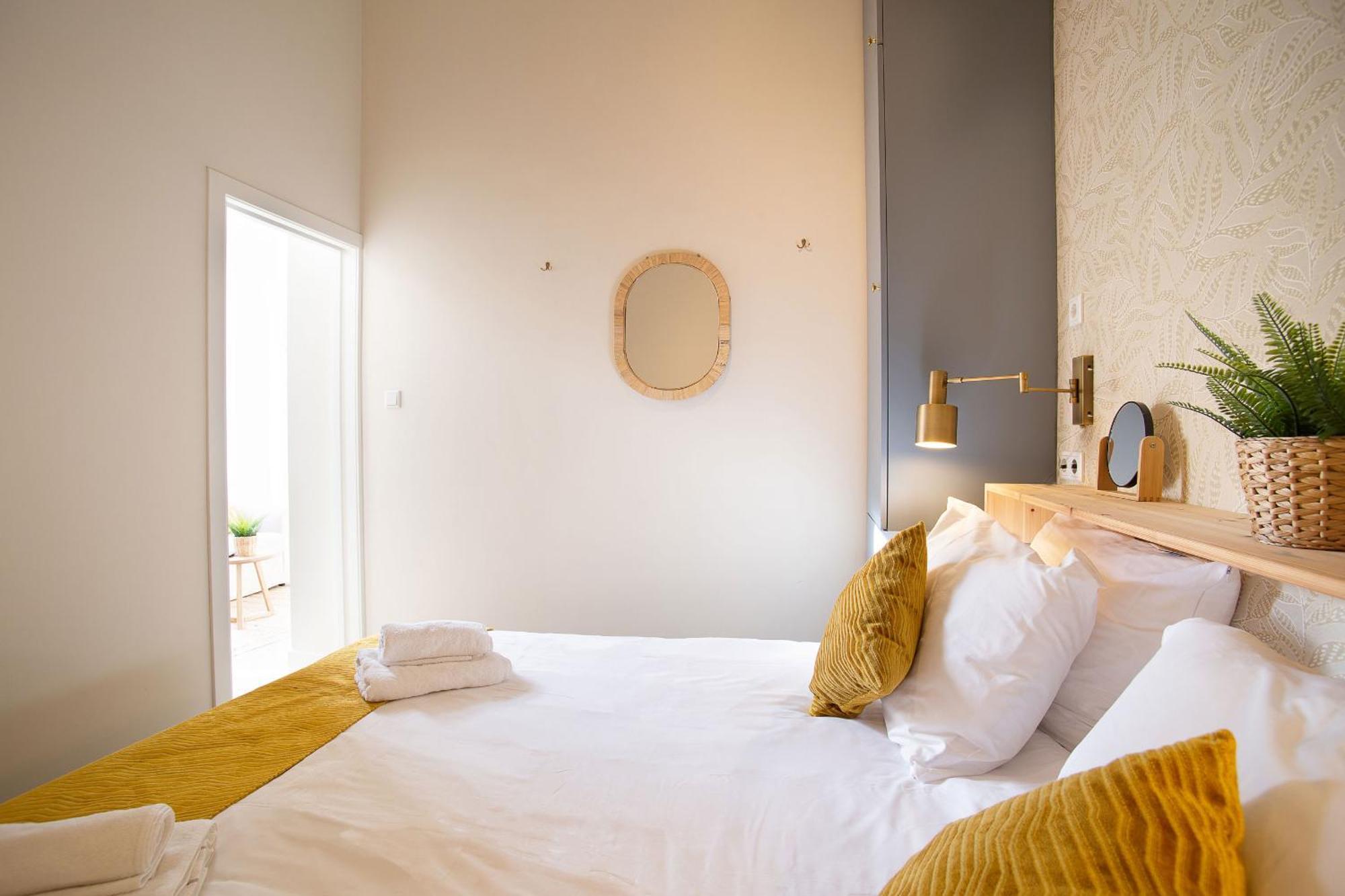 Contemporary Near The Apartment *