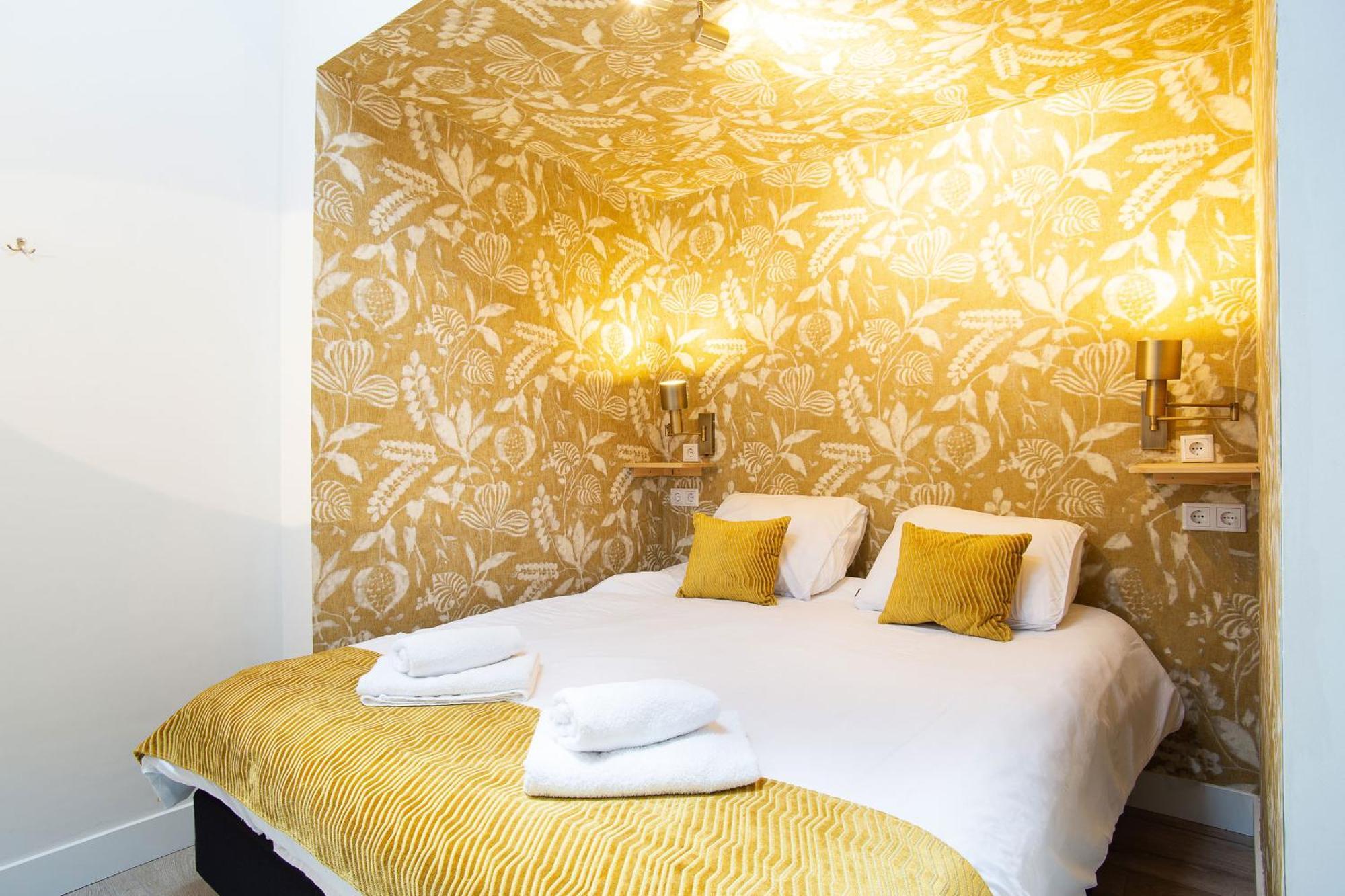 Apartment Contemporary Near The *